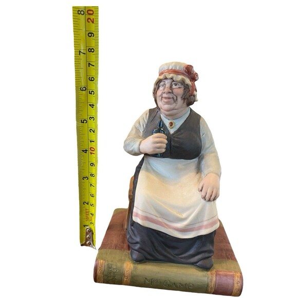 Vintage‎ 1978 Aynsley Fine Porcelain Figure Dickens Series Mrs Gamp Bookend - Picture 6 of 7